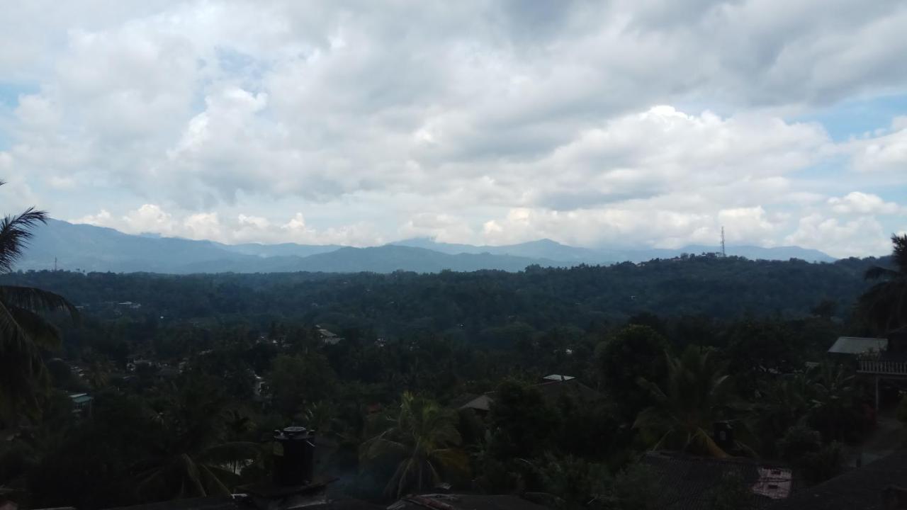 Dreamscape Home Stay Kandy Eksteriør billede